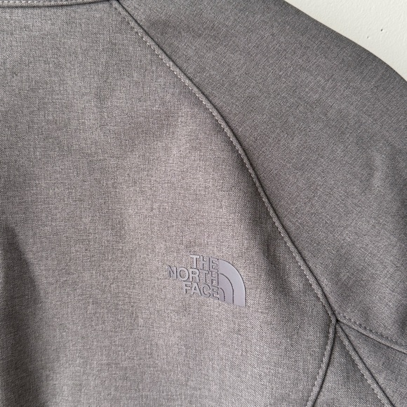 The North Face Soft Shell Waterproof Windproof Apex Barrier Gray Jacket - Picture 8 of 9